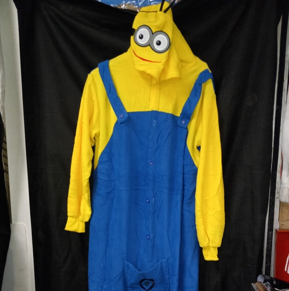 Minions onesie costume footsie bodysuit jumpsuit pajamas - Picture 3 of 6
